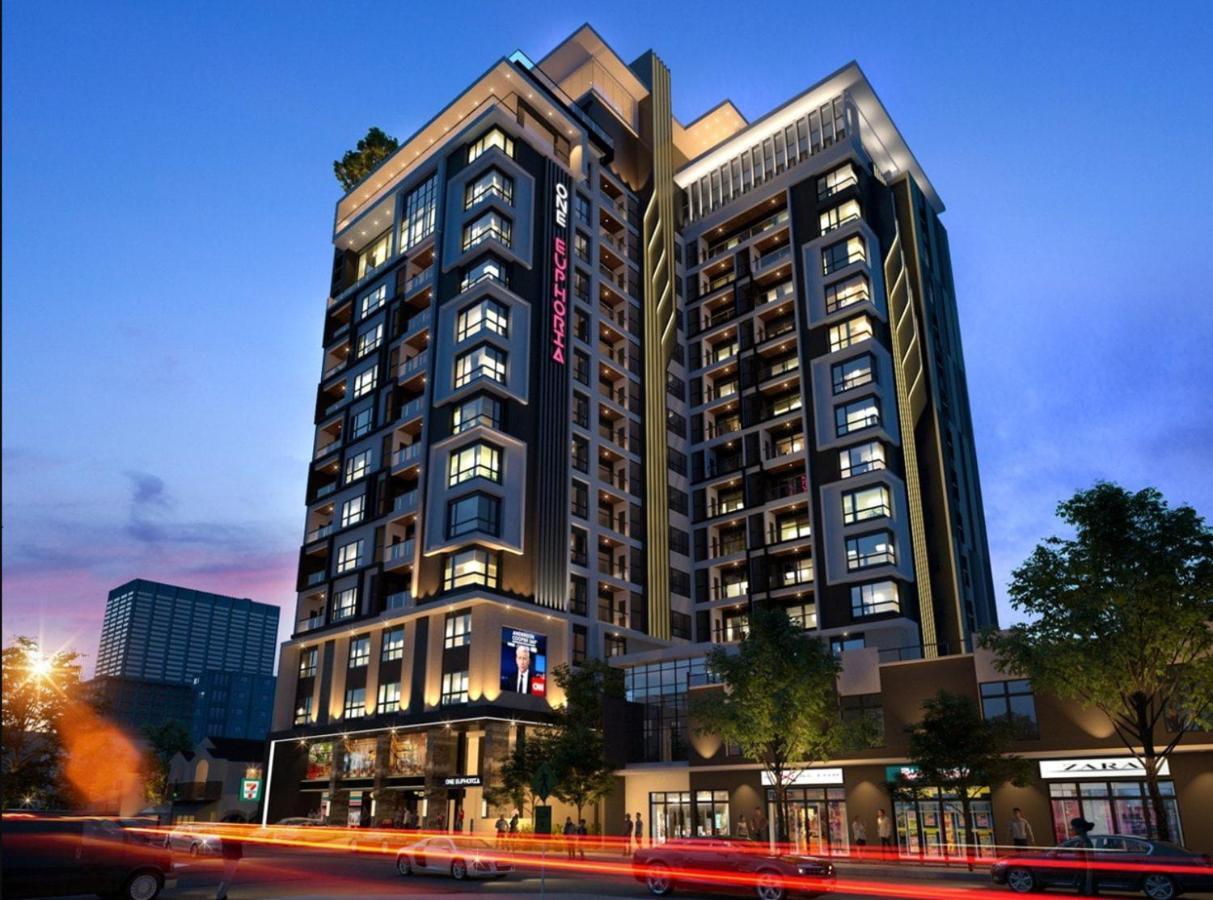 One Euphoria Luxe Hotel Angeles Exterior photo